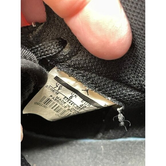 Jordan 1 Retro High Black Perforated (GS) Style Code 575441-002 Deadstock 7Y main image 4